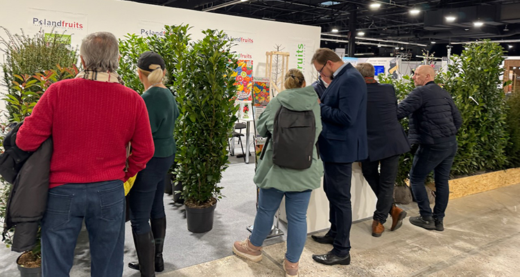 2025-02-18_garden_expo2.jpg